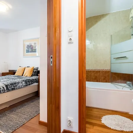 Star Oldtown Apartment